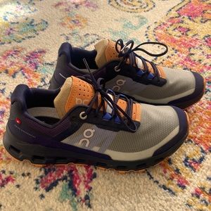 On Cloud Cloudvista Trail Running Shoes size 7